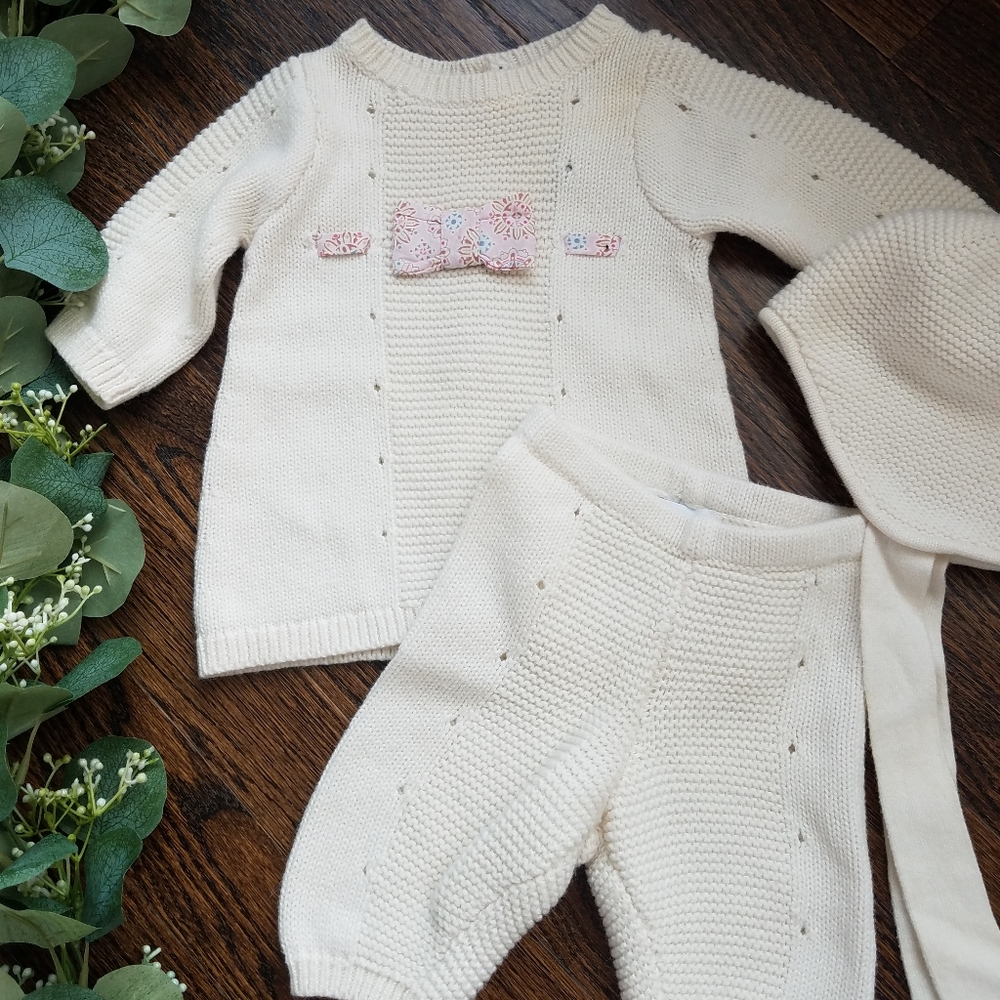 Jacadi Paris Knit Set with Hat